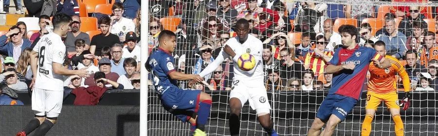  热那亚凭借反击战术战胜博洛尼亚全取三分