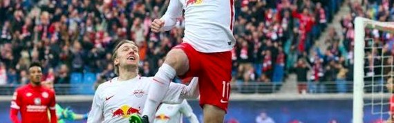  莱比锡红牛锋线双星联手轰入四球  