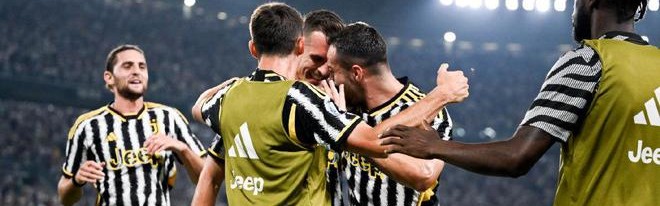  国际米兰绝杀尤文，登顶意甲积分榜  