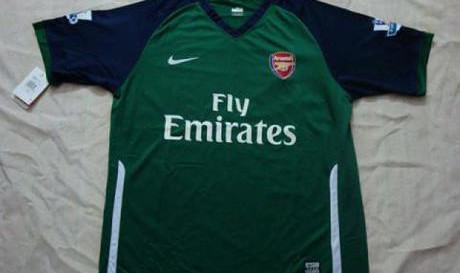  英超环保新规实施，各队球衣材料全面升级  