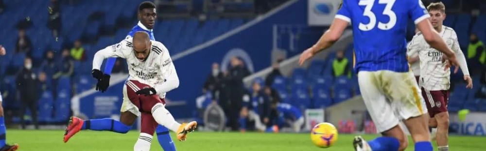  阿森纳萨卡连场传射显核心  