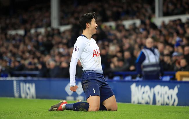  孙兴慜世界波破门，热刺绝平曼城保留争冠希望  